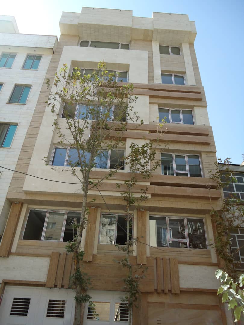 ساختمان مسکونی رسالت - خیابان نیرو دریایی - تهران